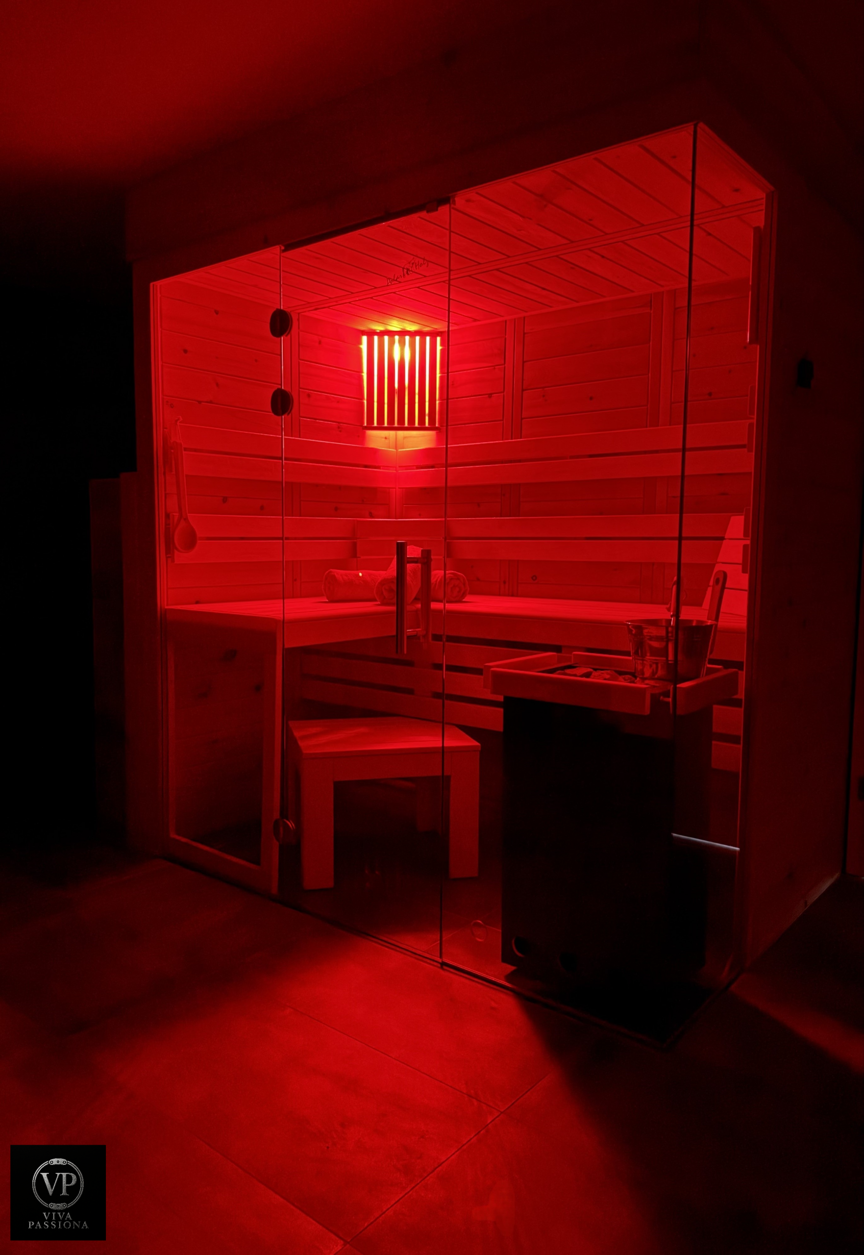Heiße Sauna-Spiele im BDSM Apartment